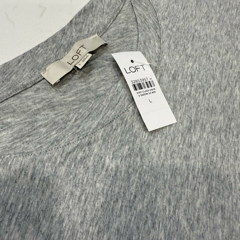 NWT – LOFT Short Sleeve T-Shirt – Large - Picture 2 of 5